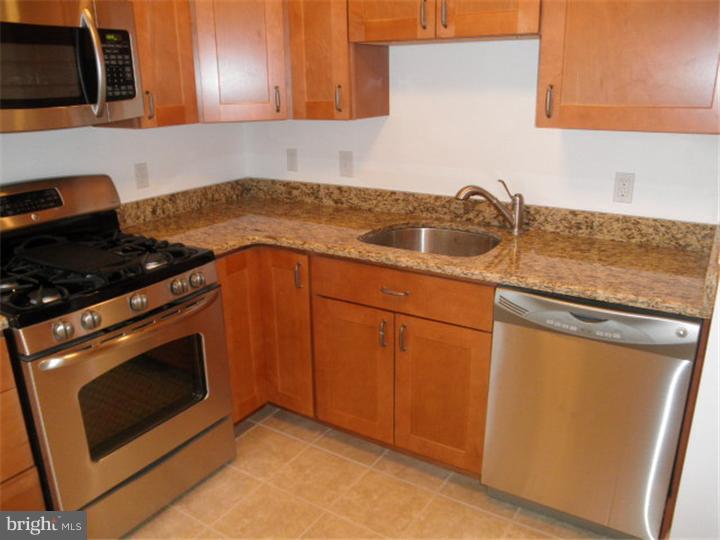 139 Broadview Road Springfield, PA 19064 - Photo 10 of 25 Kitchen