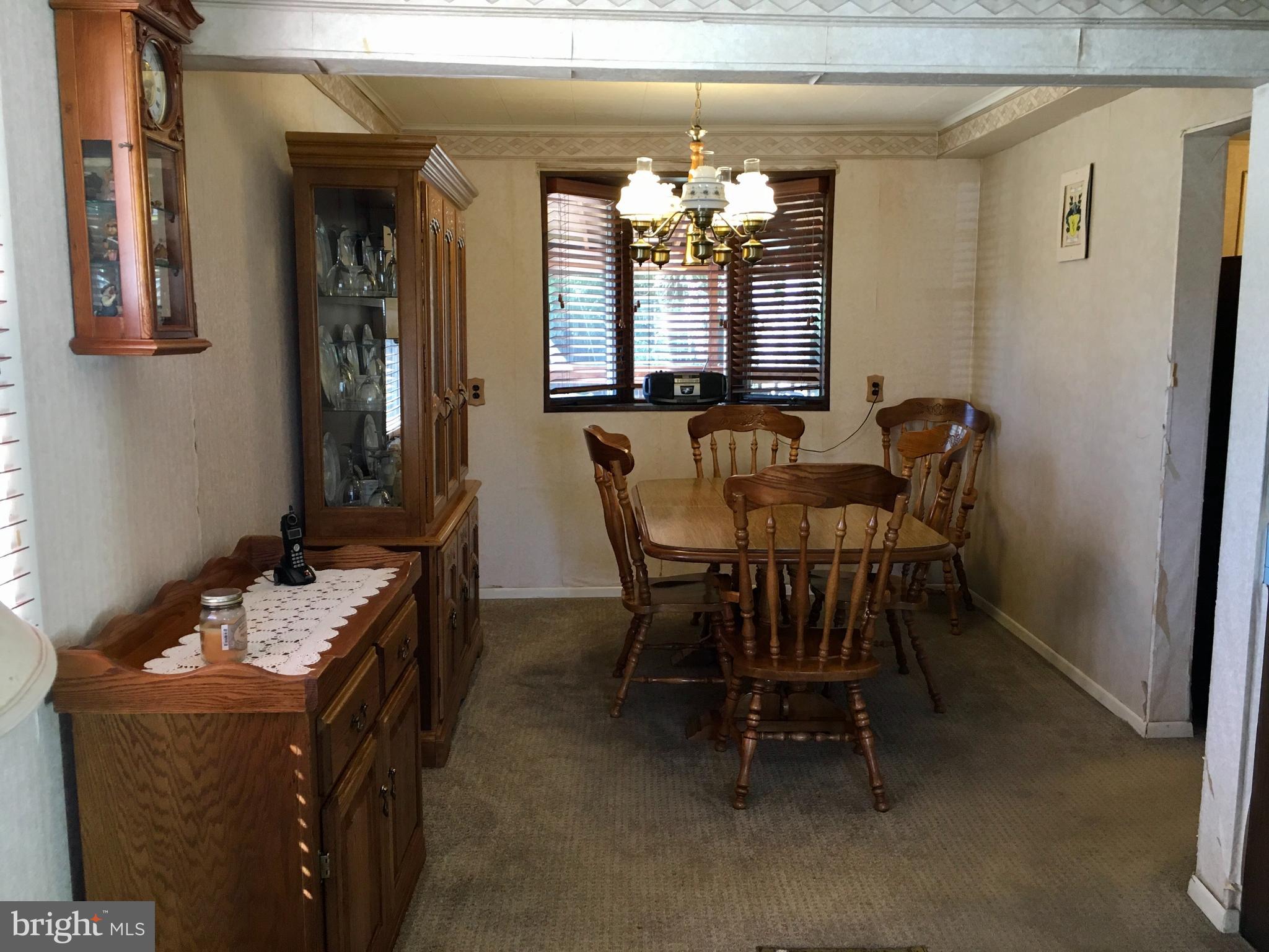 22 Laurel Road Clementon, NJ 08021 - Photo 8 of 18 dining room