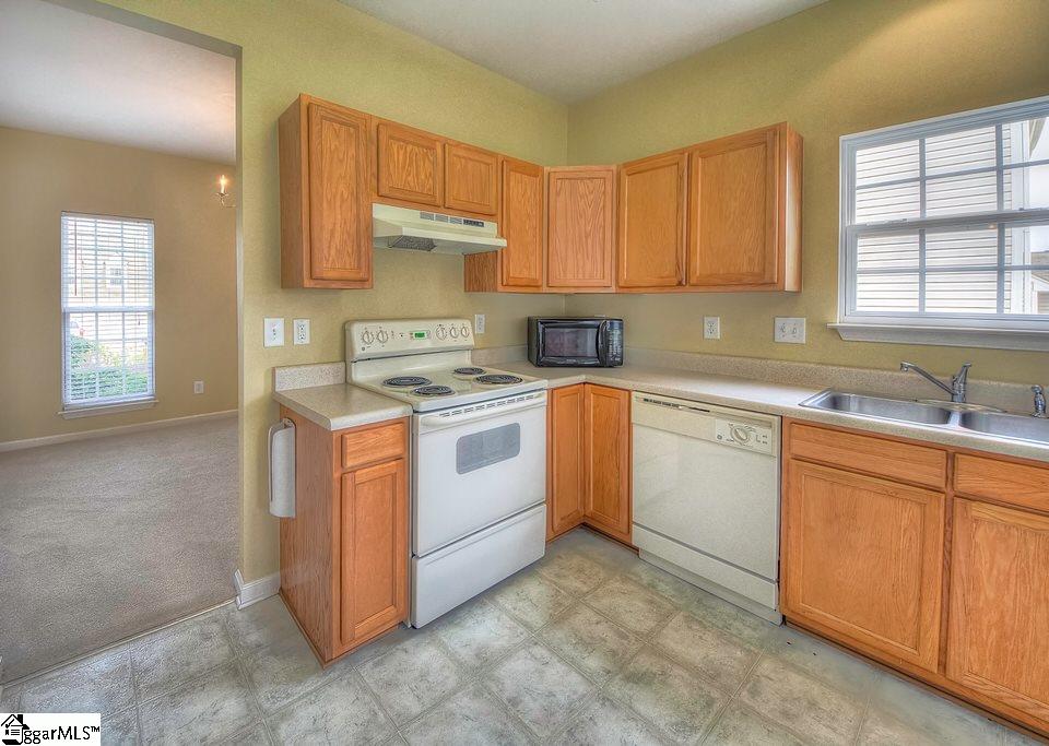 203 Highgate Circle Greer, SC 29650 - Photo 17 of 35 Gallery Image 17