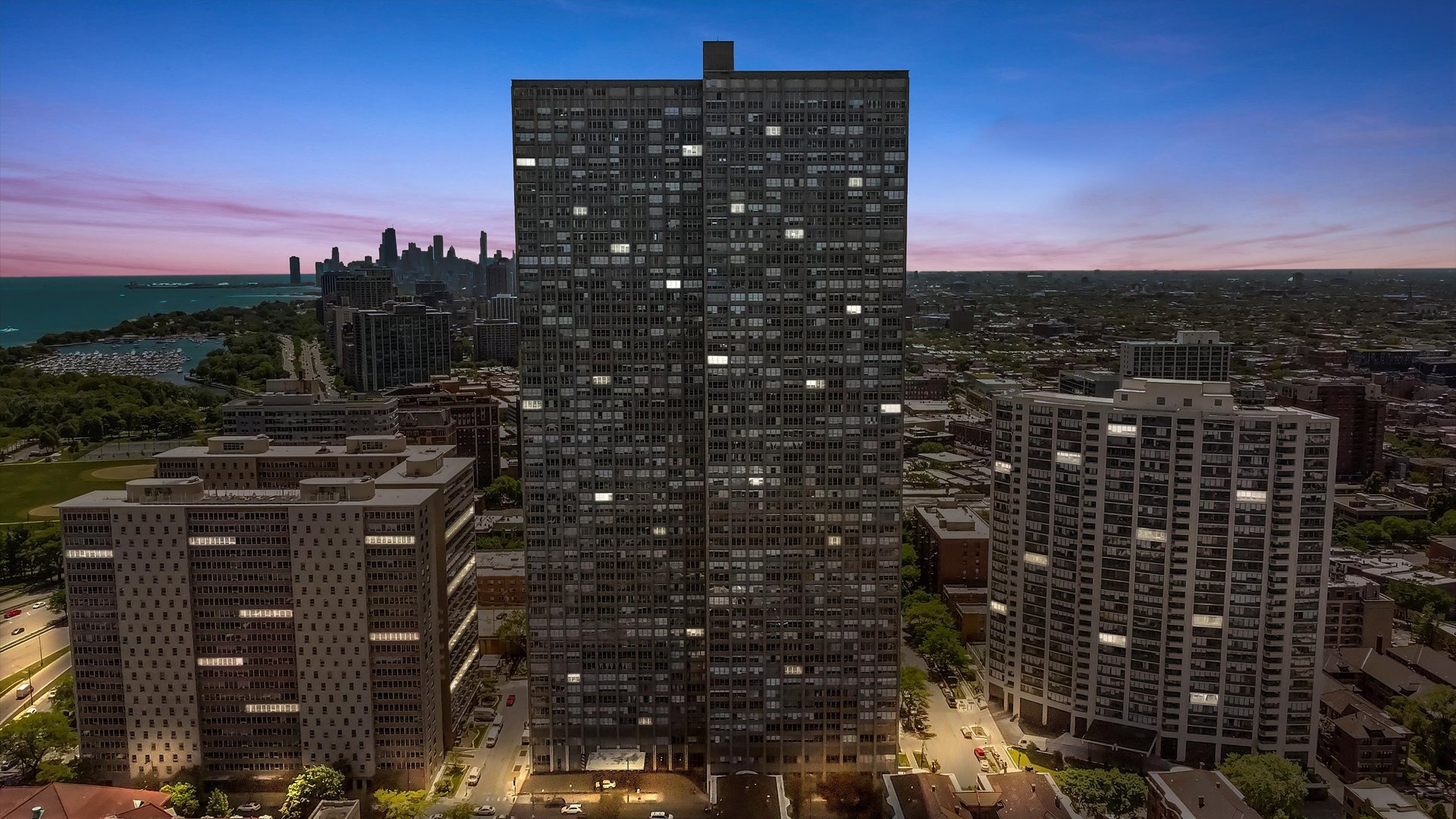 655 West Irving Park Road, Unit 3916 Chicago, IL 60613 - Photo 2 of 17 a view of a city