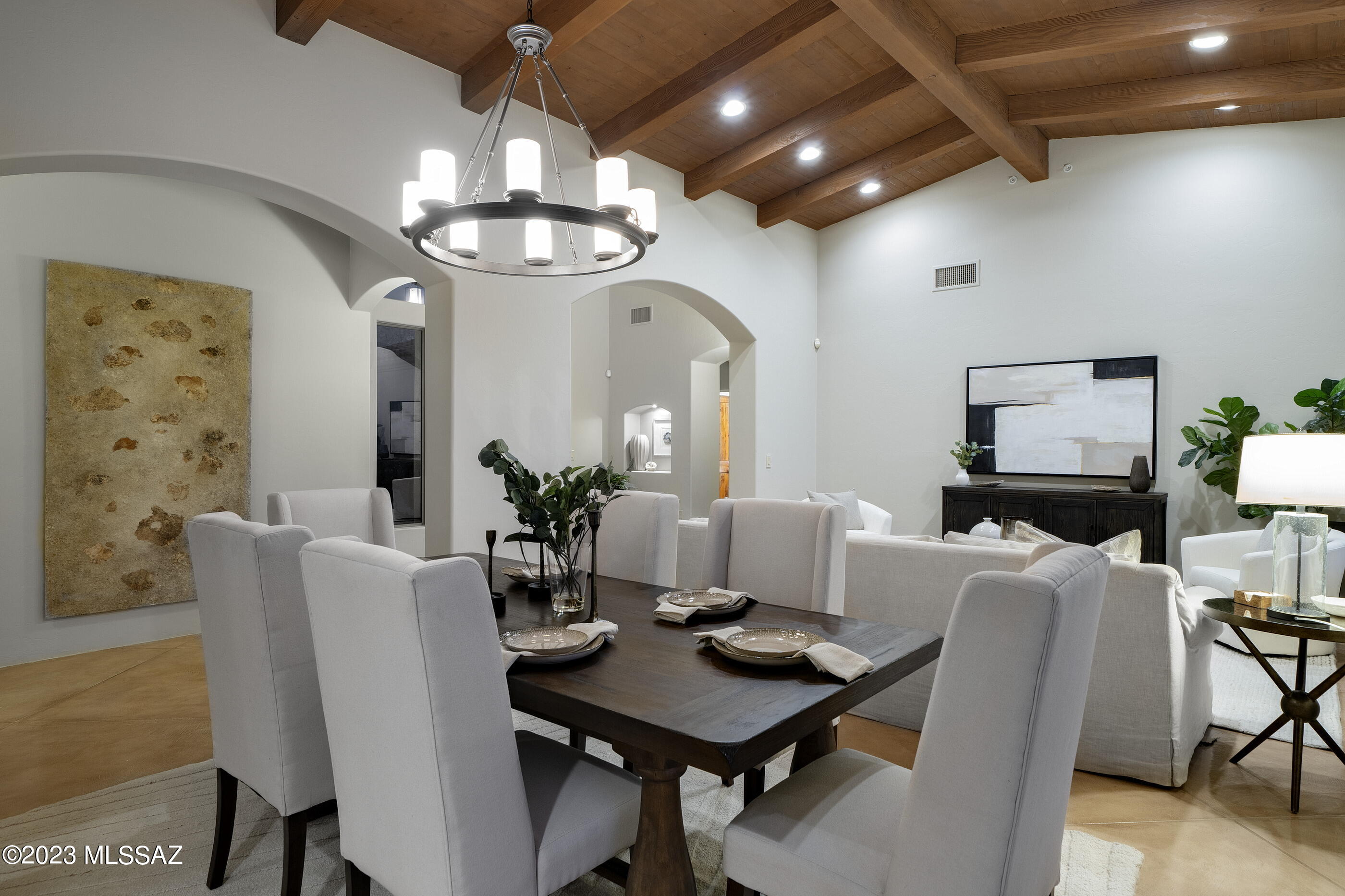 10889 North Pusch Ridge View Place Oro Valley, AZ 85737 - Photo 8 of 38
