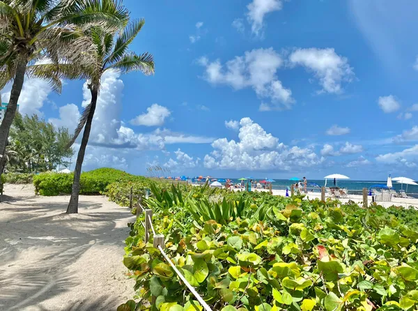 $2,200 | 150 Pineview Road, Unit J5, Jupiter, FL 33469