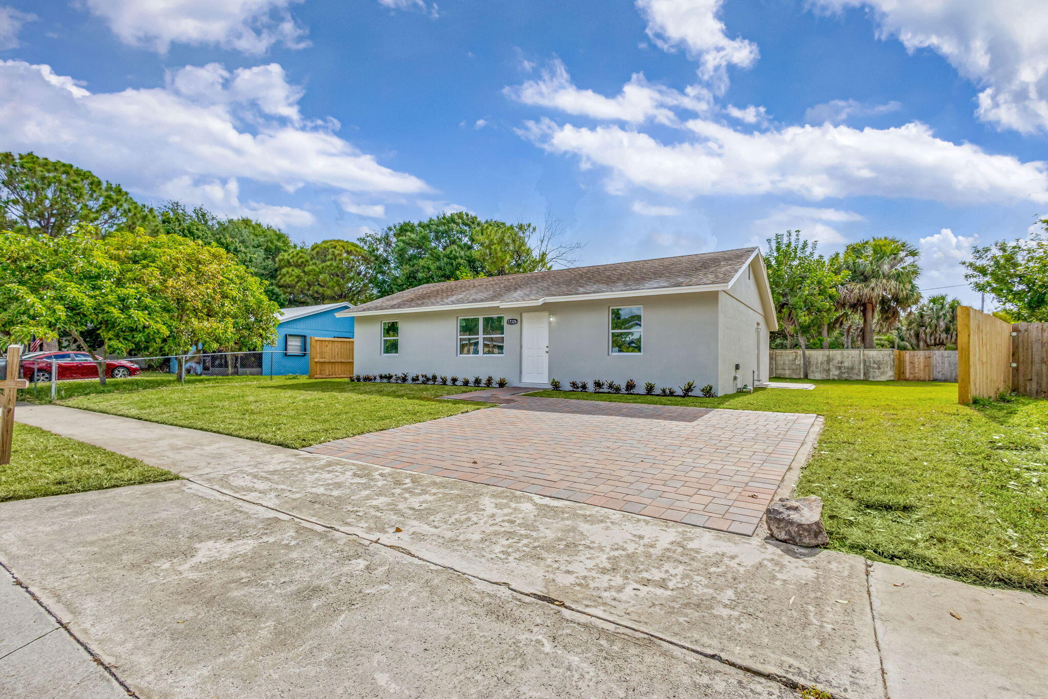 17326 Thrush Drive Jupiter, FL 33458 - Photo 2 of 55 1-web-or-mls-5D1A8651_HDR