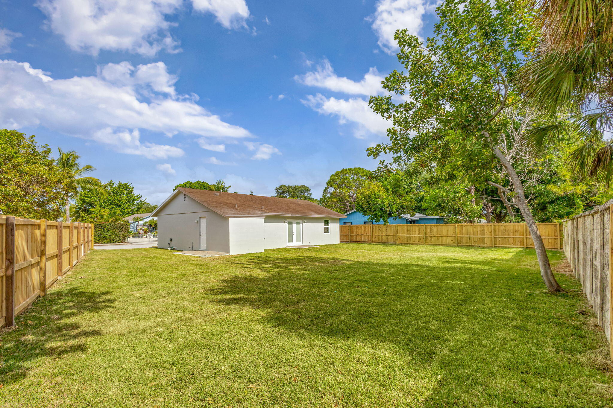 17326 Thrush Drive Jupiter, FL 33458 - Photo 39 of 55 38-web-or-mls-5D1A8701_HDR