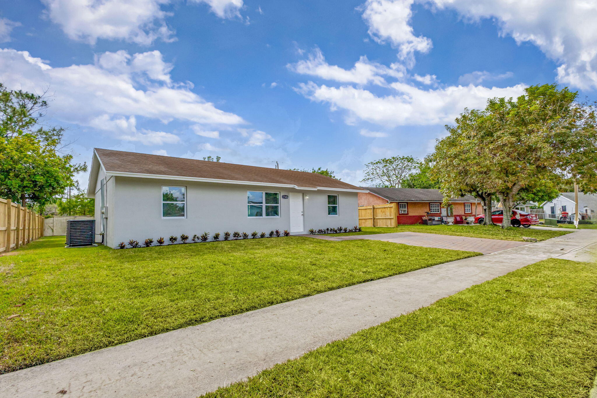 17326 Thrush Drive Jupiter, FL 33458 - Photo 4 of 55 3-web-or-mls-5D1A8661_HDR
