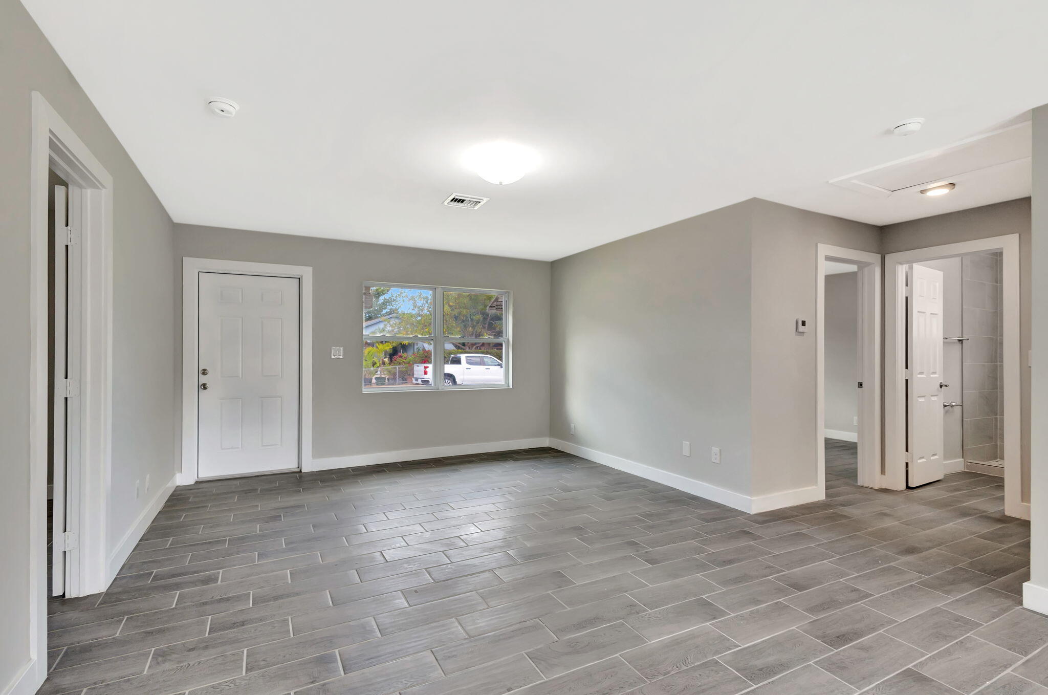 17326 Thrush Drive Jupiter, FL 33458 - Photo 9 of 55 9-web-or-mls-5D1A8521