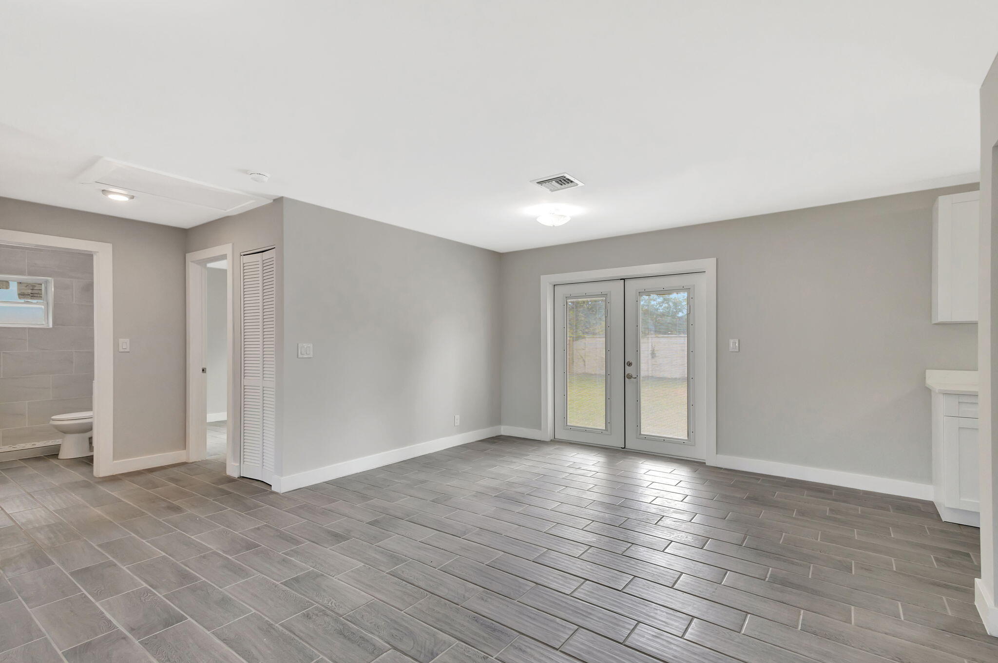 17326 Thrush Drive Jupiter, FL 33458 - Photo 10 of 55 10-web-or-mls-5D1A8526