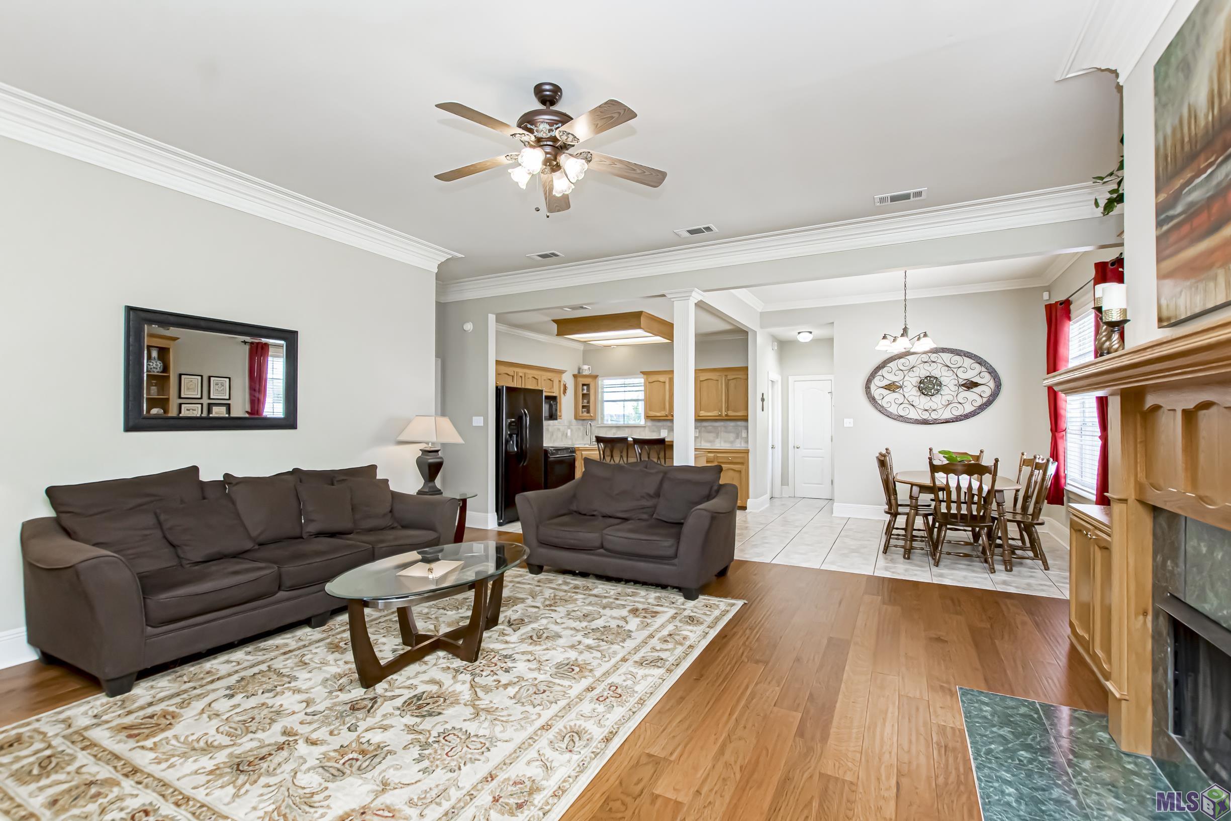 10580 Springglen Court Baton Rouge, LA 70810 - Photo 2 of 24