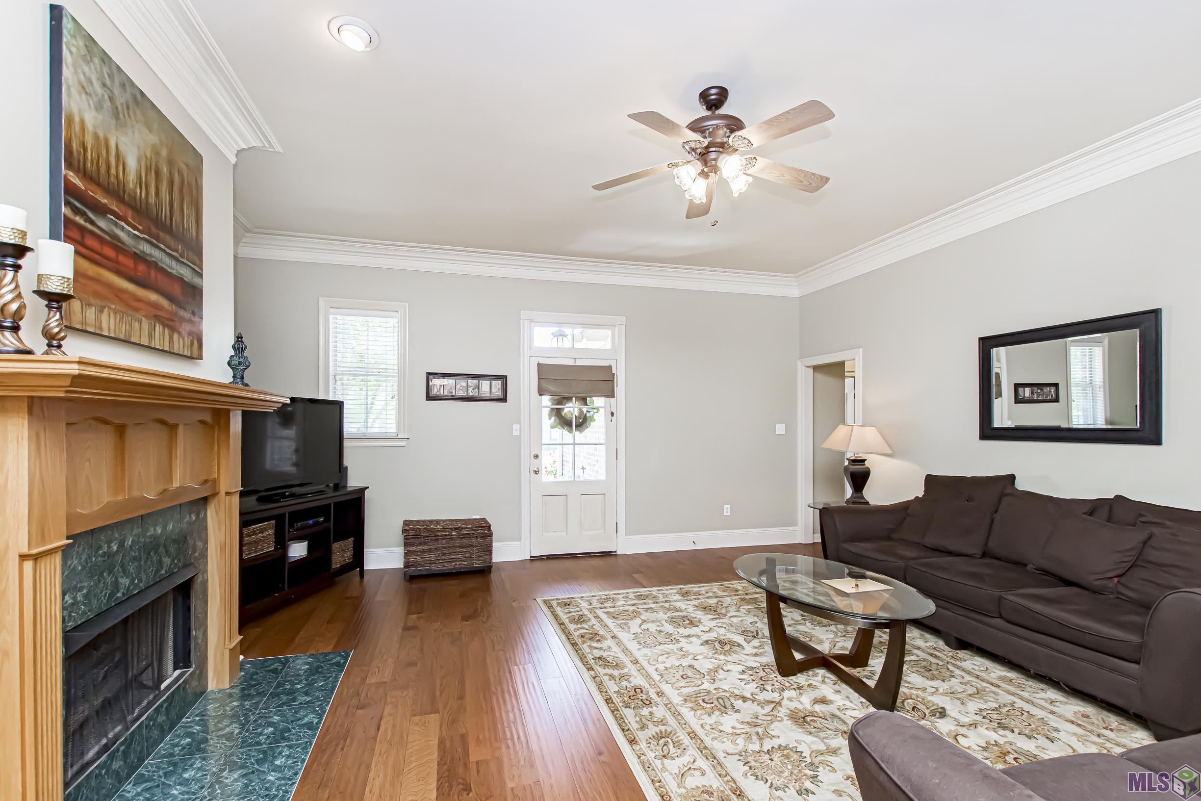 10580 Springglen Court Baton Rouge, LA 70810 - Photo 3 of 24