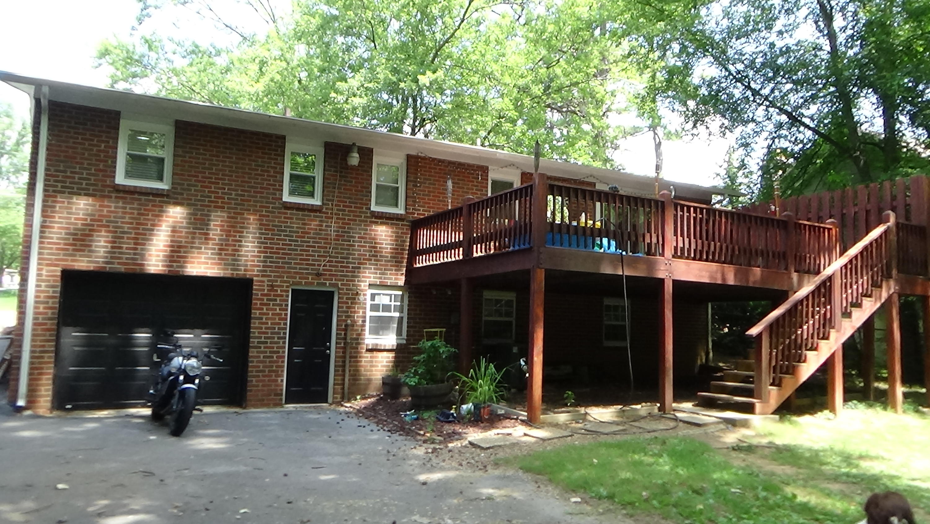 4926 Oakview Road Knoxville, TN 37918 - Photo 2 of 29 DSC00525