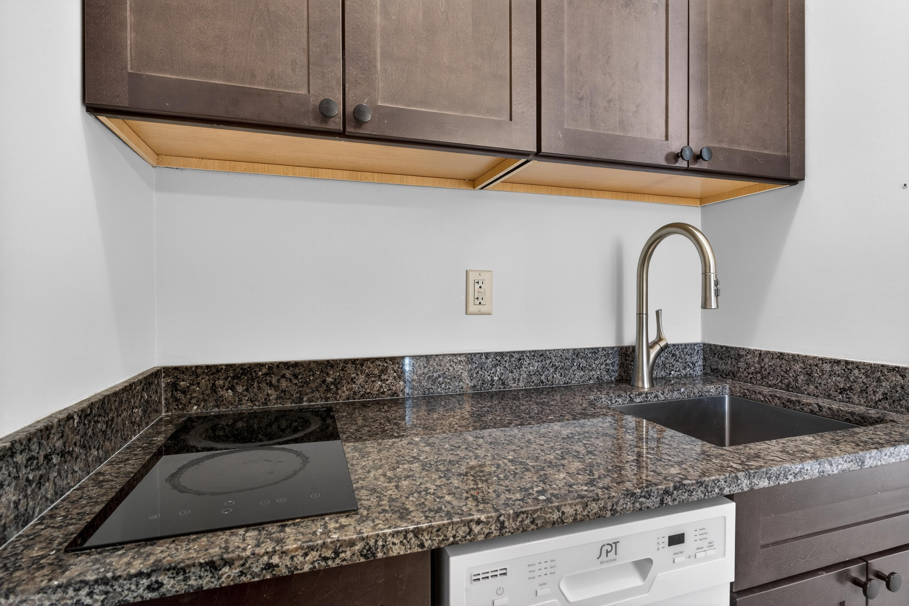 60 Pine Hill Road South, Unit 315 Cape Neddick, ME 03902 - Photo 13 of 35 photos_high_resolution_60_Pine_Hill_Rd_S