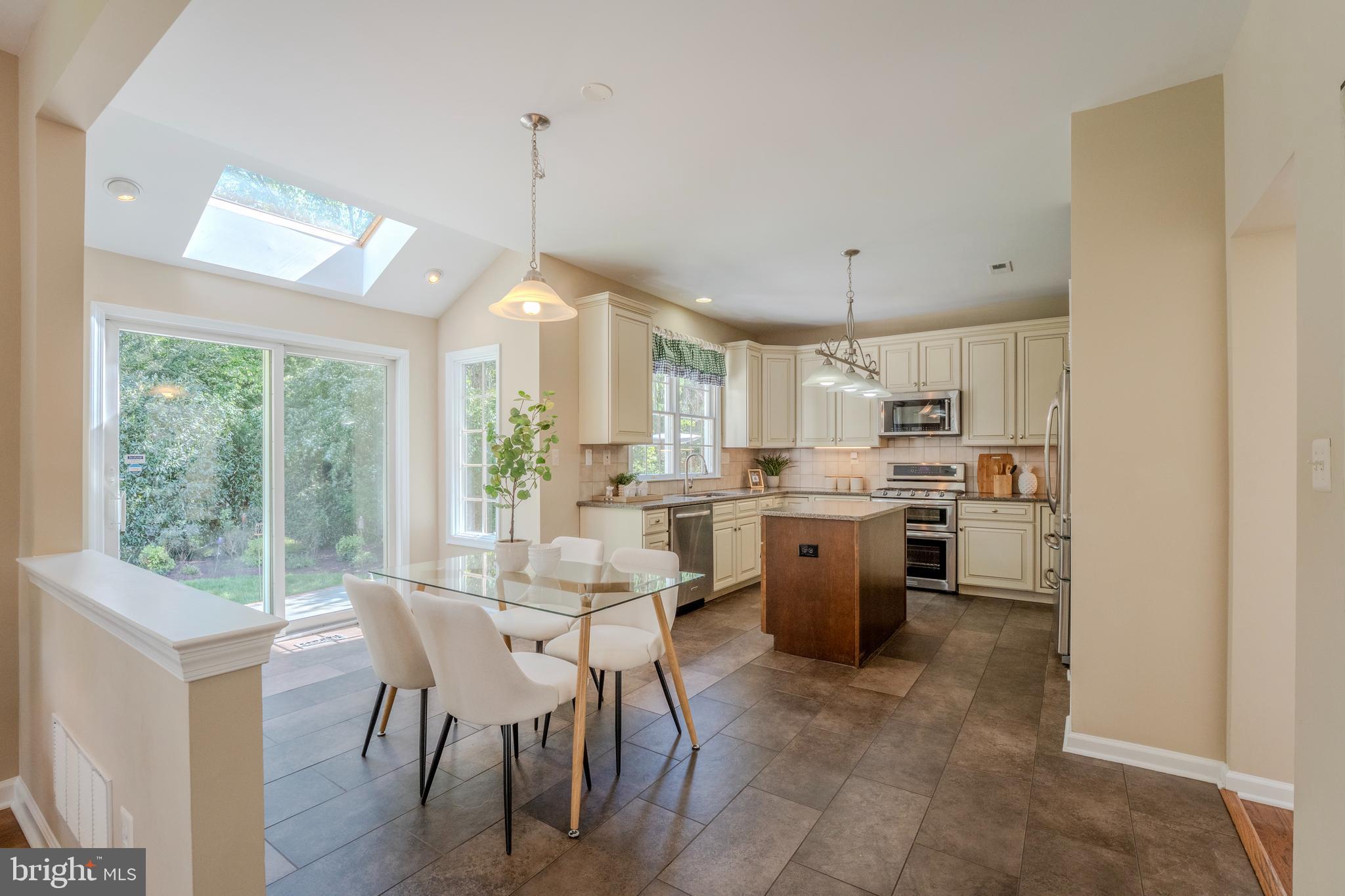 1327 Murray Downs Way Reston, VA 20194 - Photo 10 of 70 Kitchen Eating Area to Kitchen