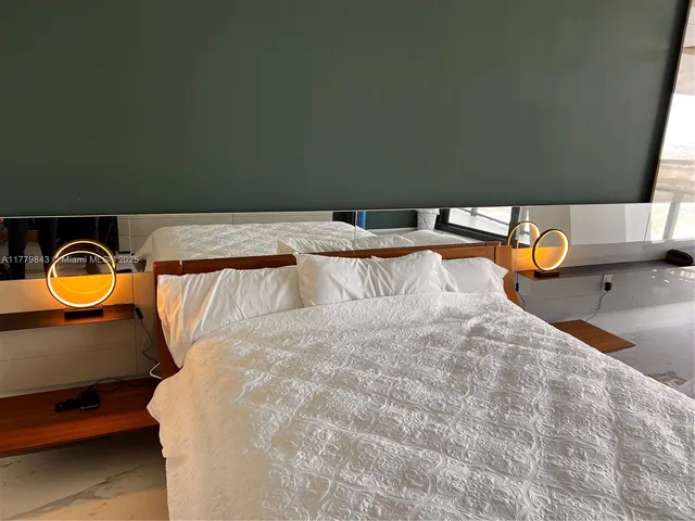 $34,000 | 1000 Biscayne Boulevard, Unit 4402, Miami, FL 33132