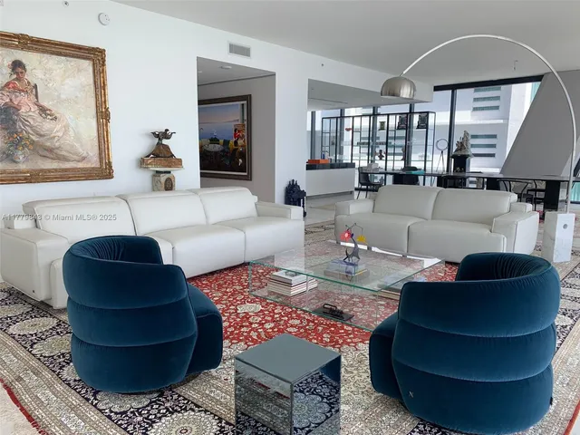 $34,000 | 1000 Biscayne Boulevard, Unit 4402, Miami, FL 33132