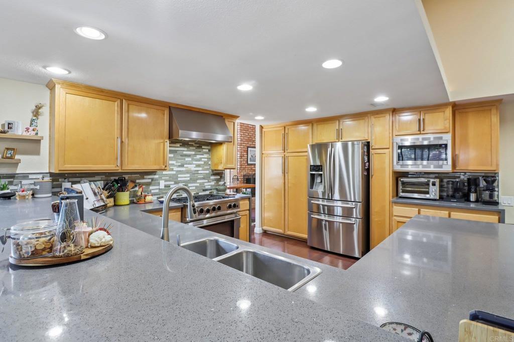 14304 Kendra Court Poway, CA 92064 - Photo 17 of 64