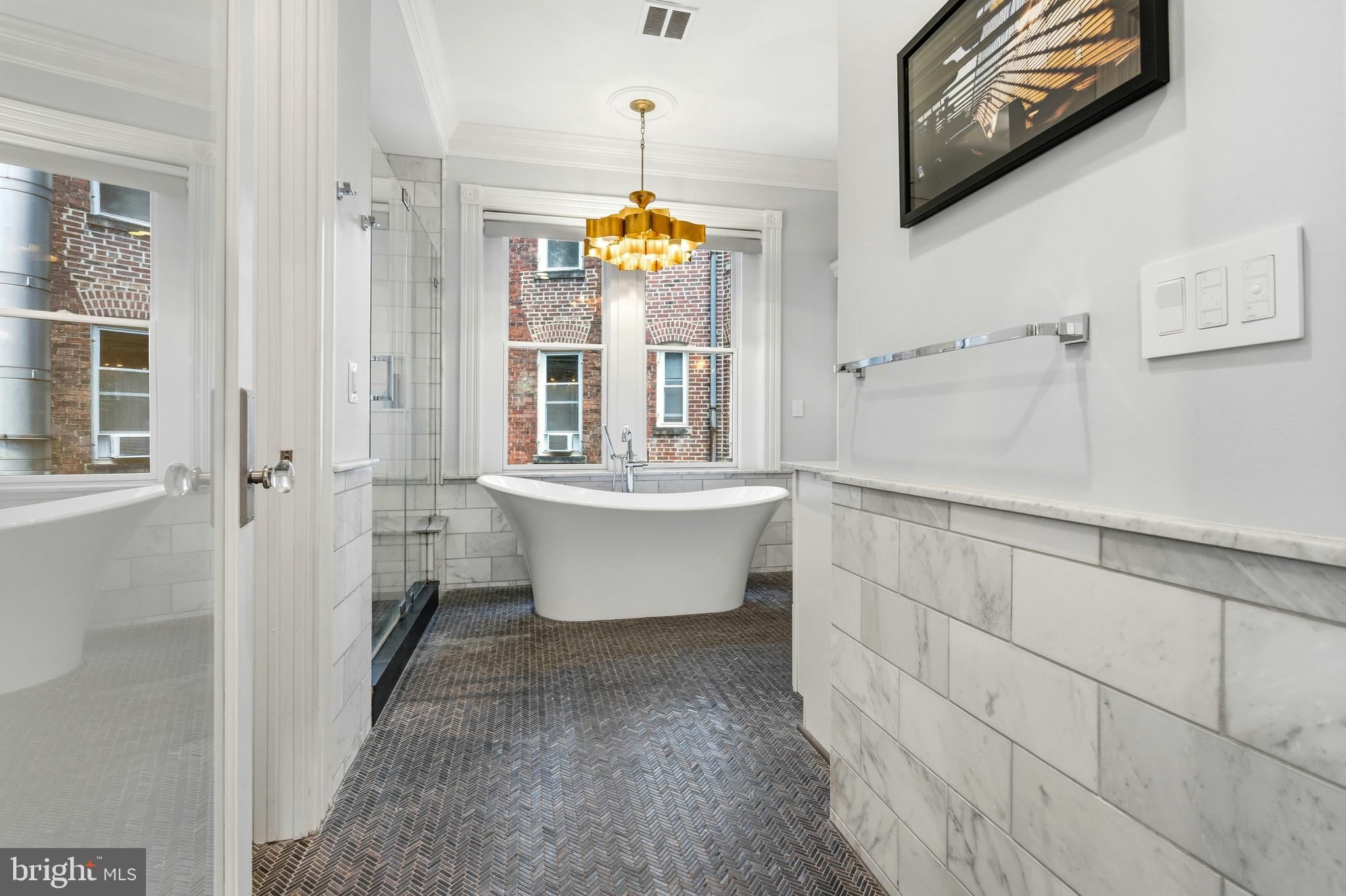 2121 R Street Northwest Washington, DC 20008 - Photo 25 of 47