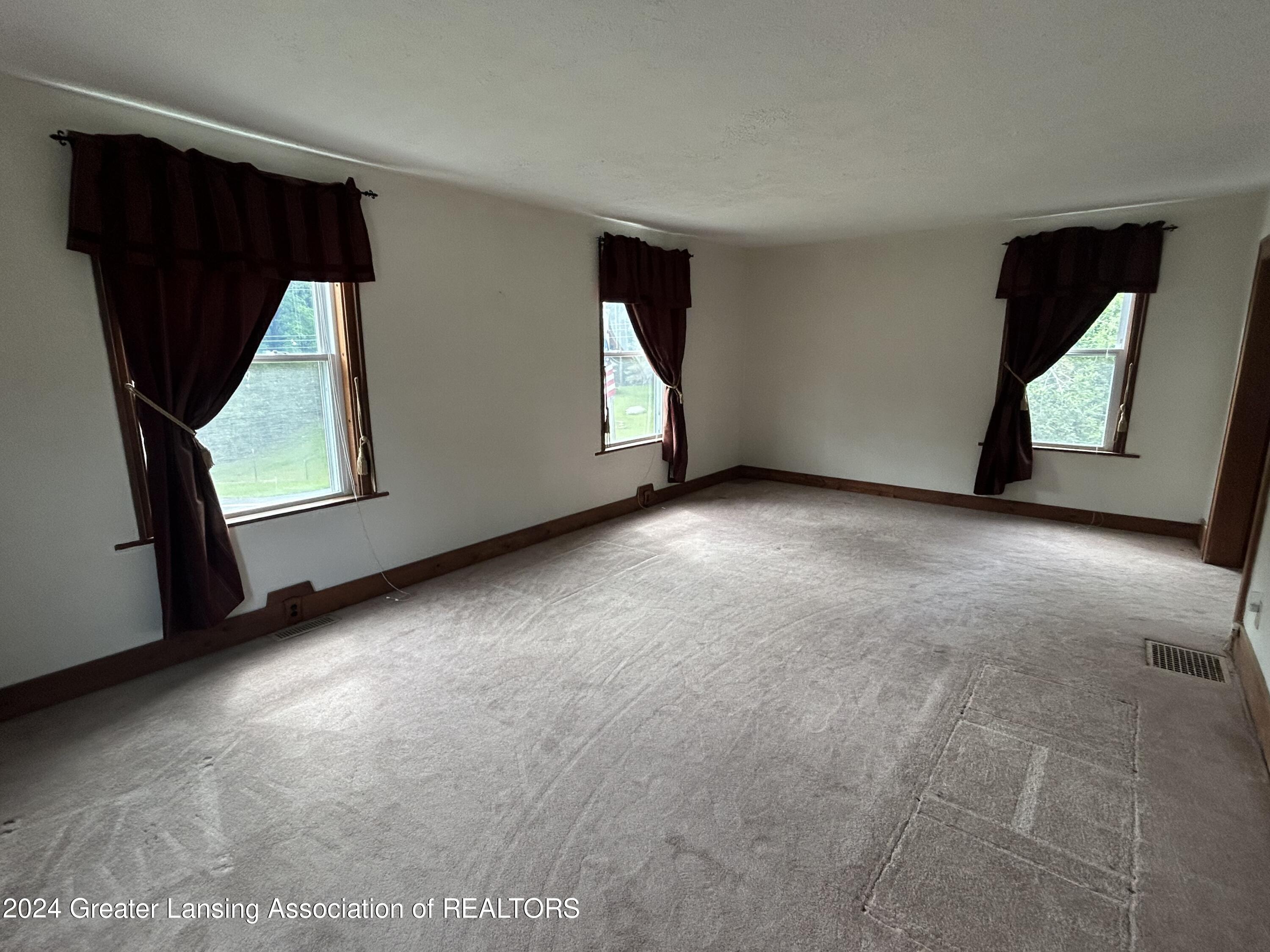5312 Old Lansing Road Lansing, MI 48917 - Photo 15 of 24 IMG_1824