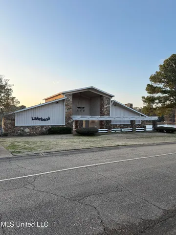 $169,000 | 111 Lakebend Circle, Brandon, MS 39042