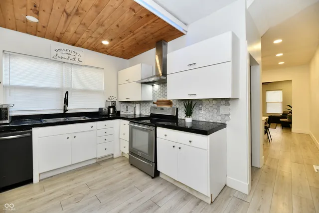 $1,650 | 1210 South Senate Avenue, Indianapolis, IN 46225