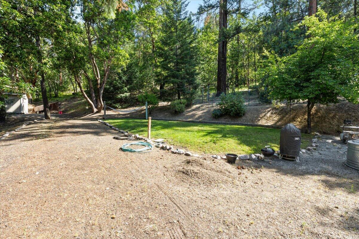 6041 Sterling Creek Road Jacksonville, OR 97530 - Photo 33 of 43 04-CI_0282