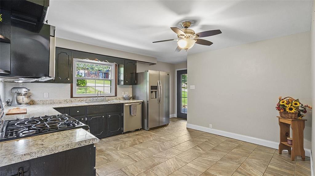 900 North Whitmore Road Irwin, PA 15642 - Photo 8 of 26 Gallery Image 8