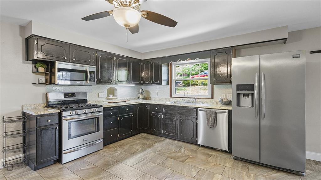 900 North Whitmore Road Irwin, PA 15642 - Photo 10 of 26 Gallery Image 10