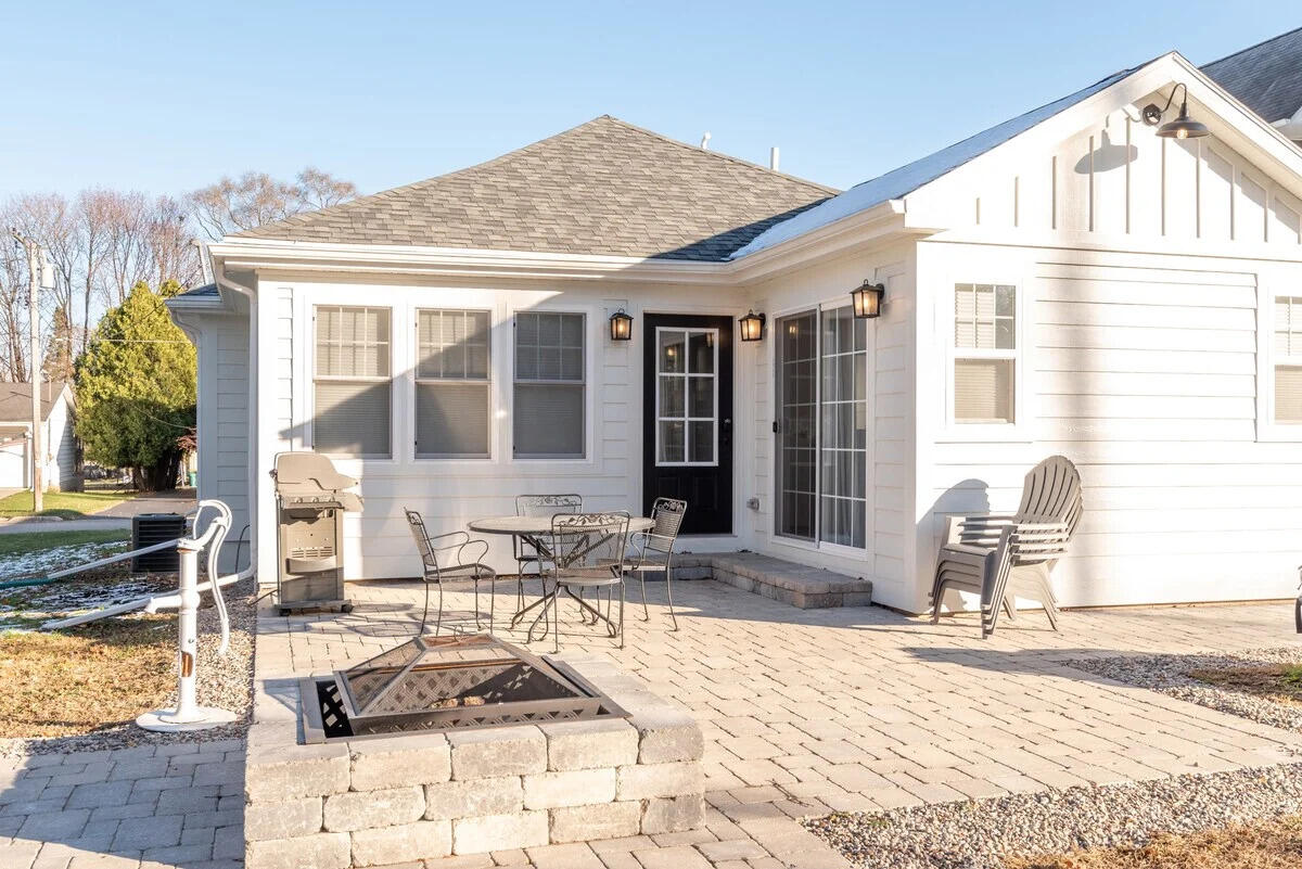 122 Williams Street Williams Bay, WI 53191 - Photo 10 of 11 11