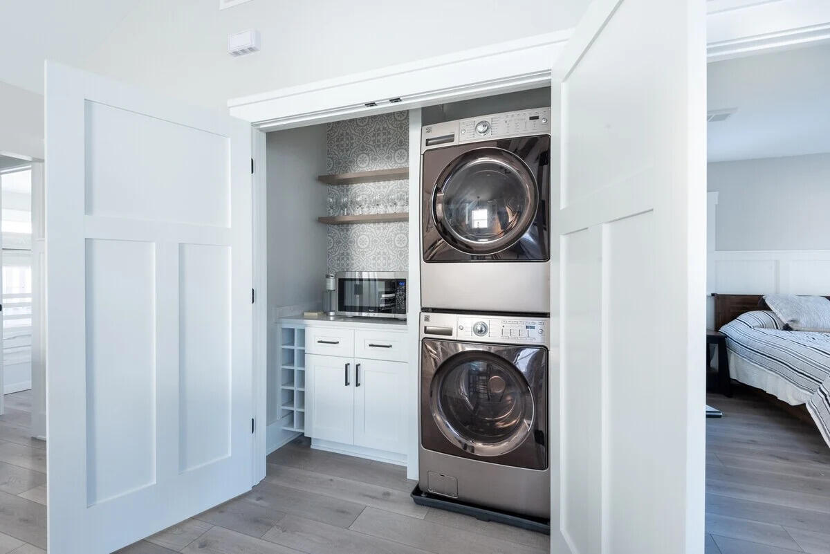 122 Williams Street Williams Bay, WI 53191 - Photo 9 of 11 5