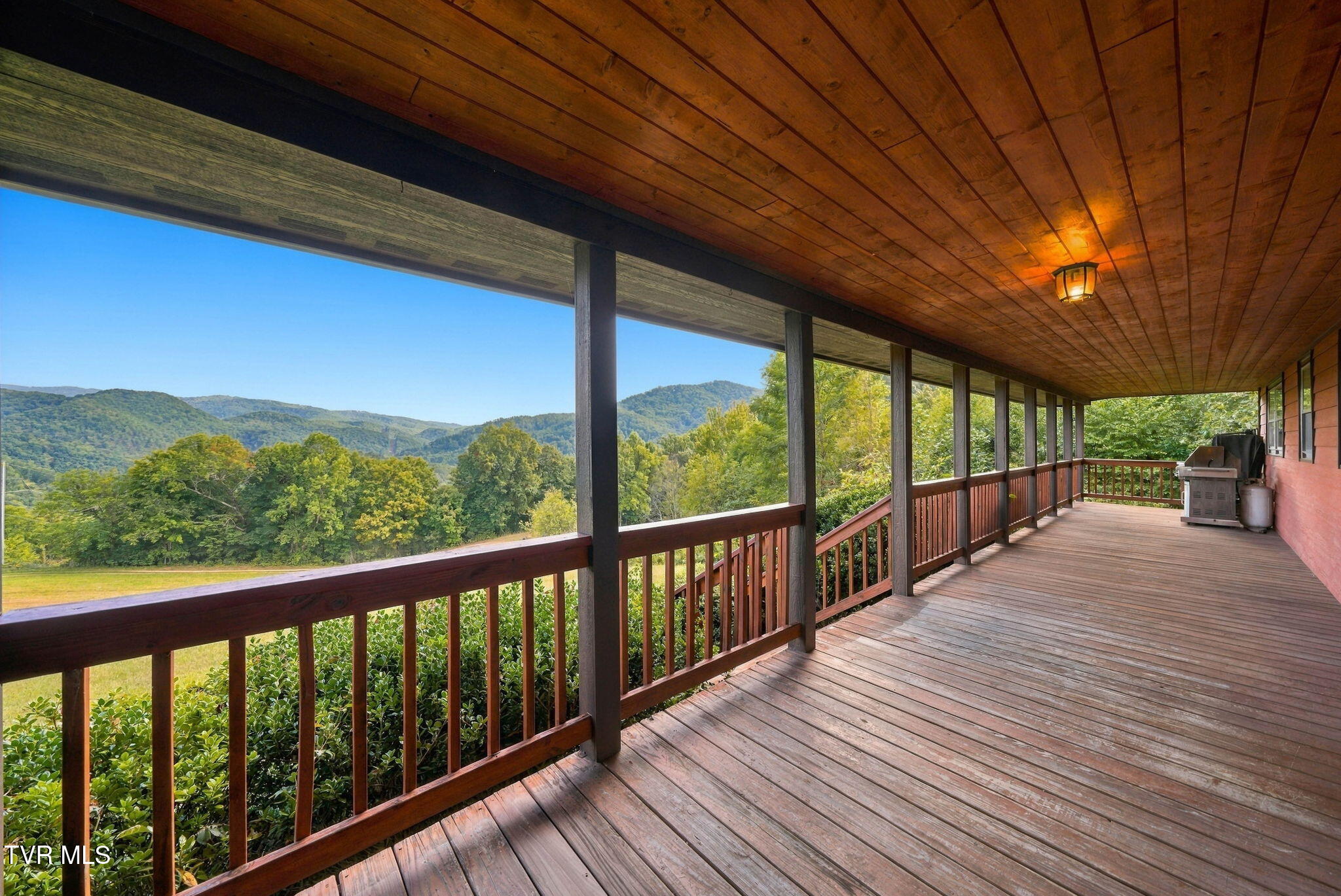 120 Andrews Road Butler, TN 37640 - Photo 6 of 31 34-web-or-mls-120 Andrews Rd-5