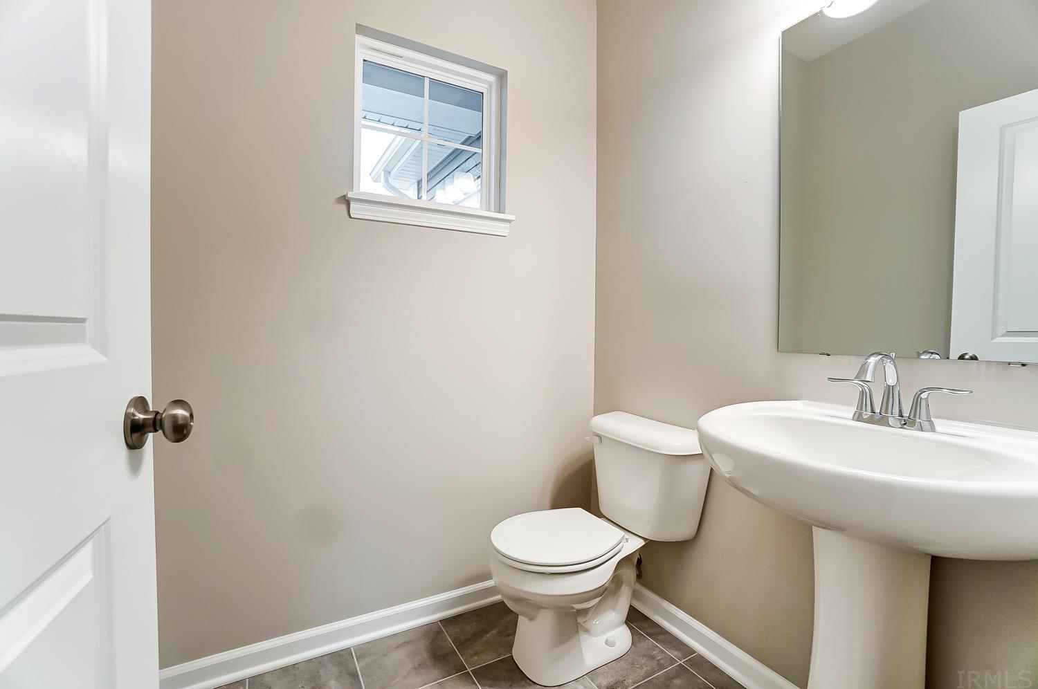 904 Meravi Cove Fort Wayne, IN 46818 - Photo 16 of 31 Gallery Image 16