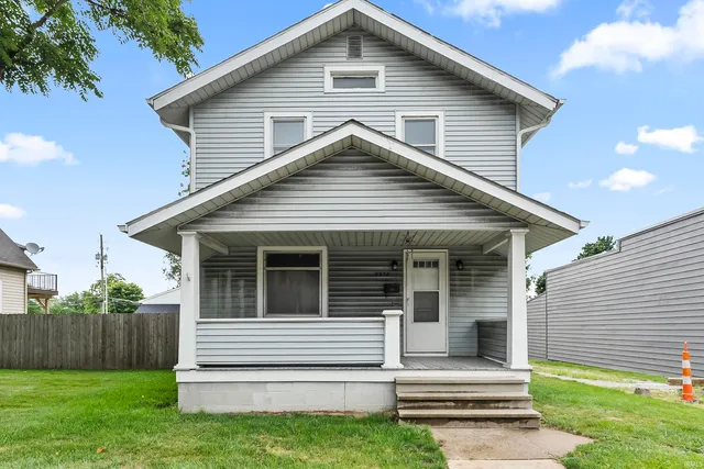 $179,900 | 2338 North Clinton Street, Fort Wayne, IN 46805