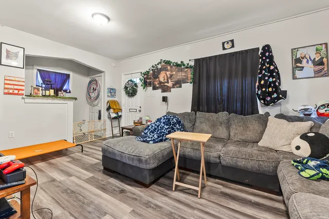 $177,900 | 2338 North Clinton Street, Fort Wayne, IN 46805