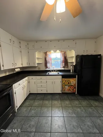 $25,200 | 36 Glenville Street, Unit 1, Rotterdam, NY 12306