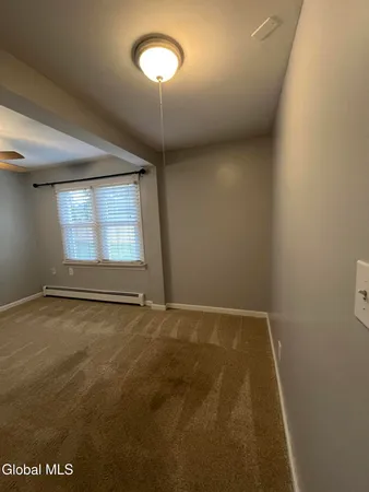 $25,200 | 36 Glenville Street, Unit 1, Rotterdam, NY 12306