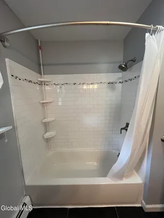 $25,200 | 36 Glenville Street, Unit 1, Rotterdam, NY 12306