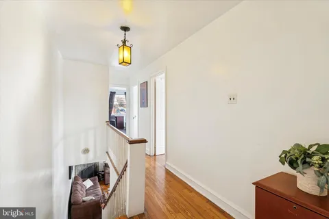 a view of main area and entryway