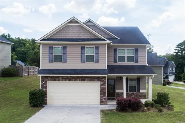 $2,150 | 129 Stonewood Creek Court, Dallas, GA 30132