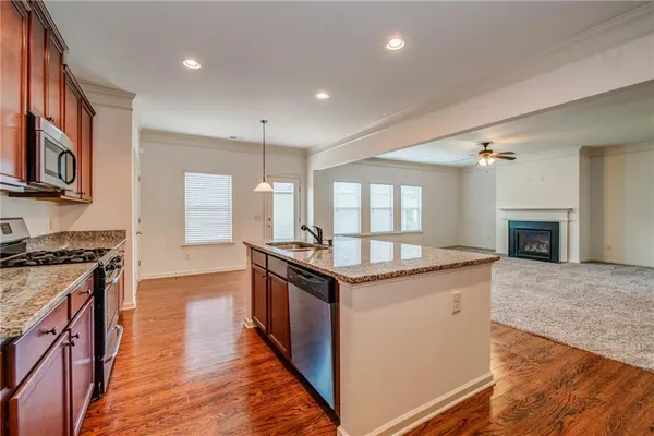 $2,150 | 129 Stonewood Creek Court, Dallas, GA 30132