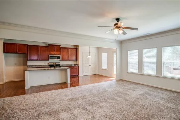 $2,150 | 129 Stonewood Creek Court, Dallas, GA 30132
