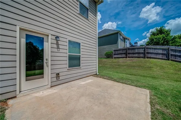 $2,150 | 129 Stonewood Creek Court, Dallas, GA 30132