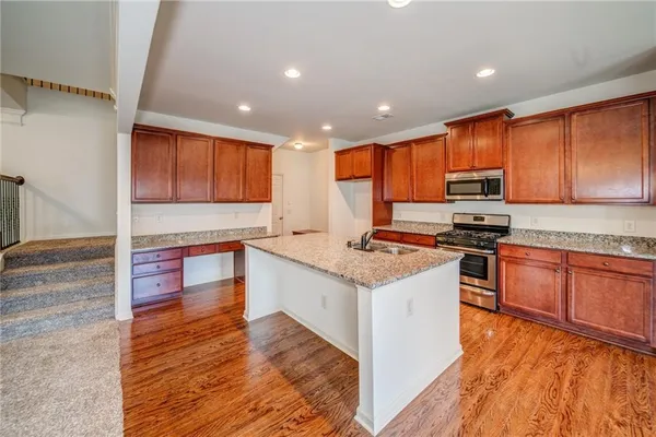 $2,150 | 129 Stonewood Creek Court, Dallas, GA 30132