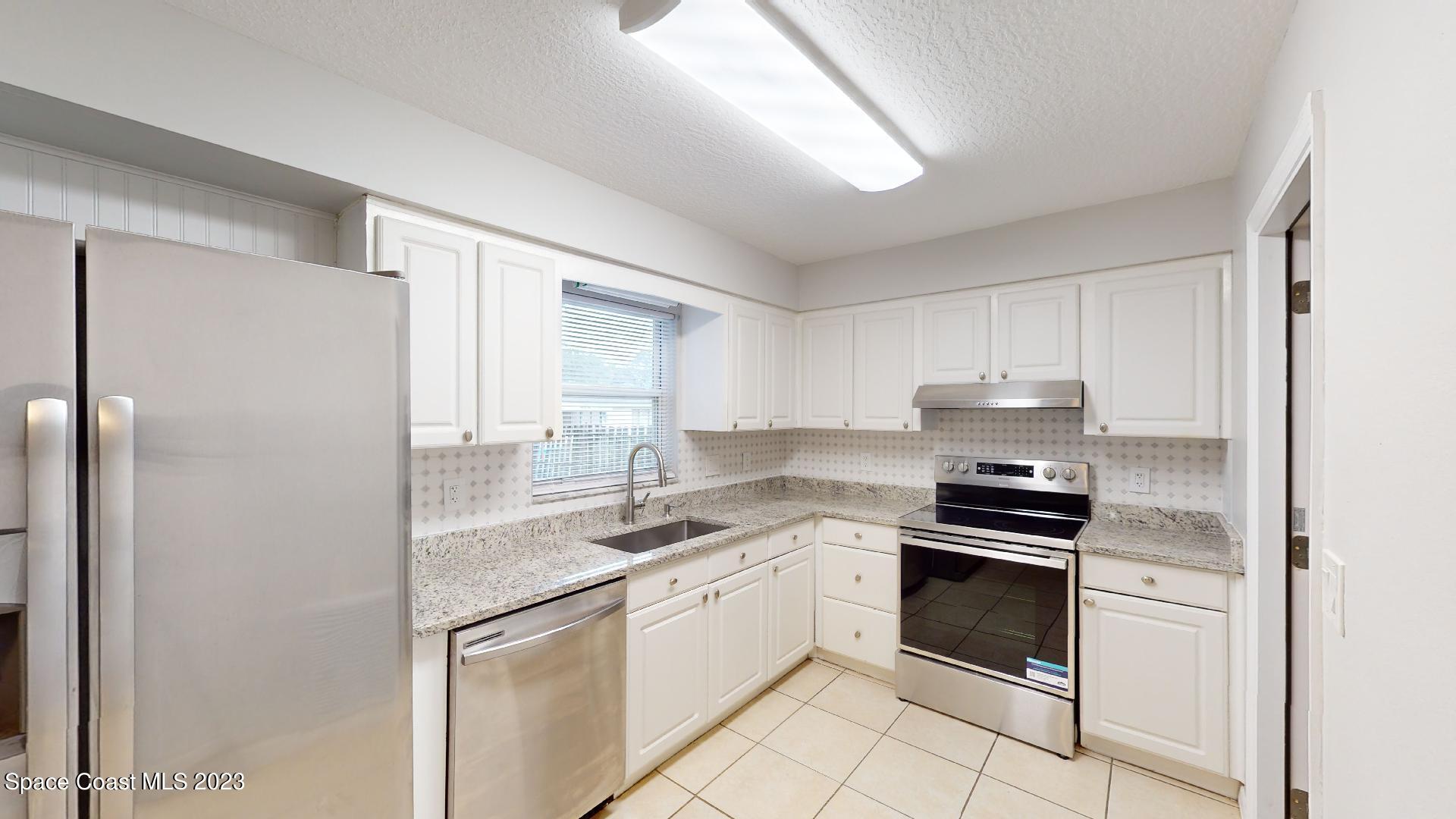 531 Trend Road Melbourne, FL 32904 - Photo 18 of 37 Kitchen 1