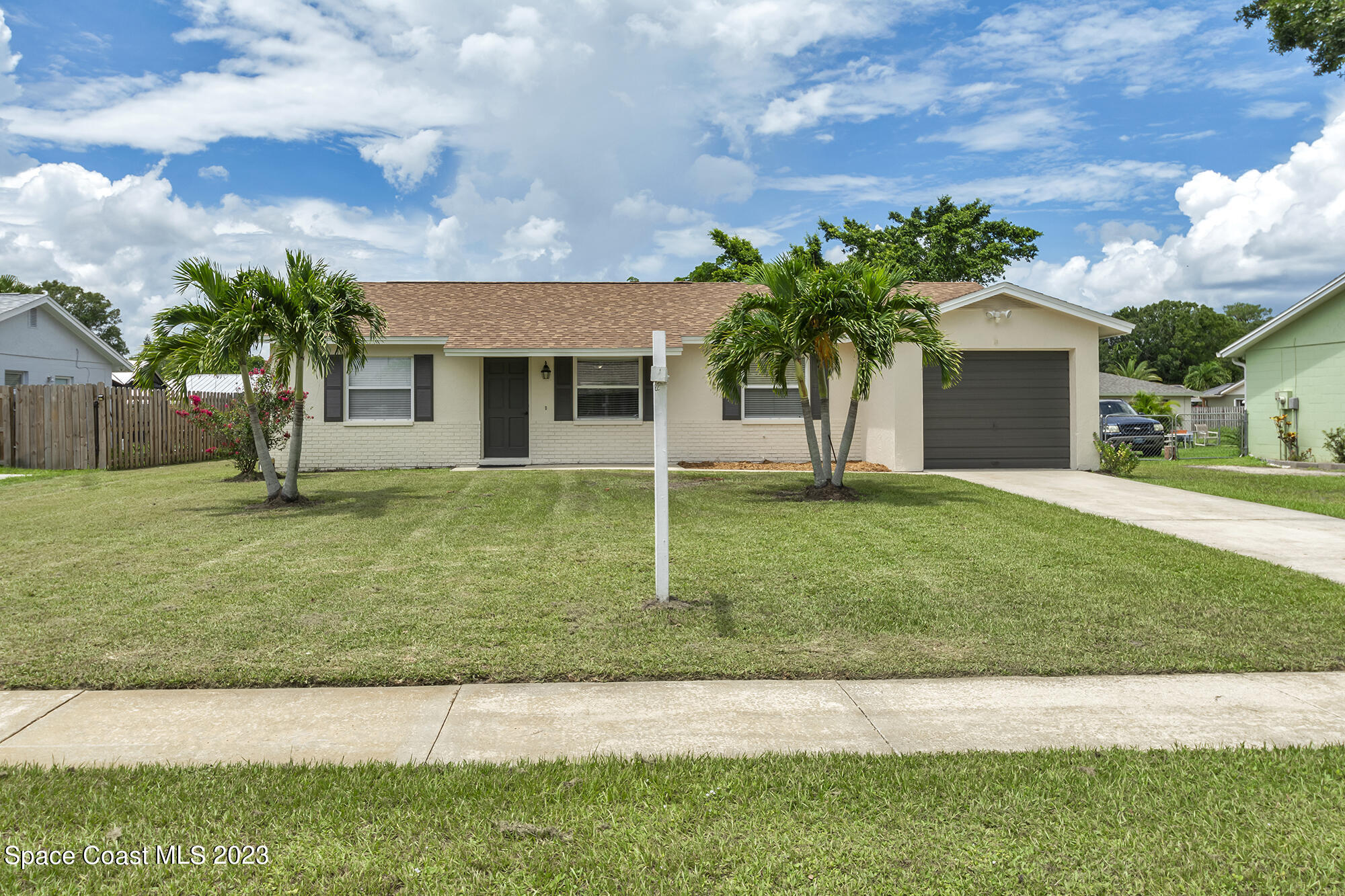 531 Trend Road Melbourne, FL 32904 - Photo 3 of 37 DSC_7956