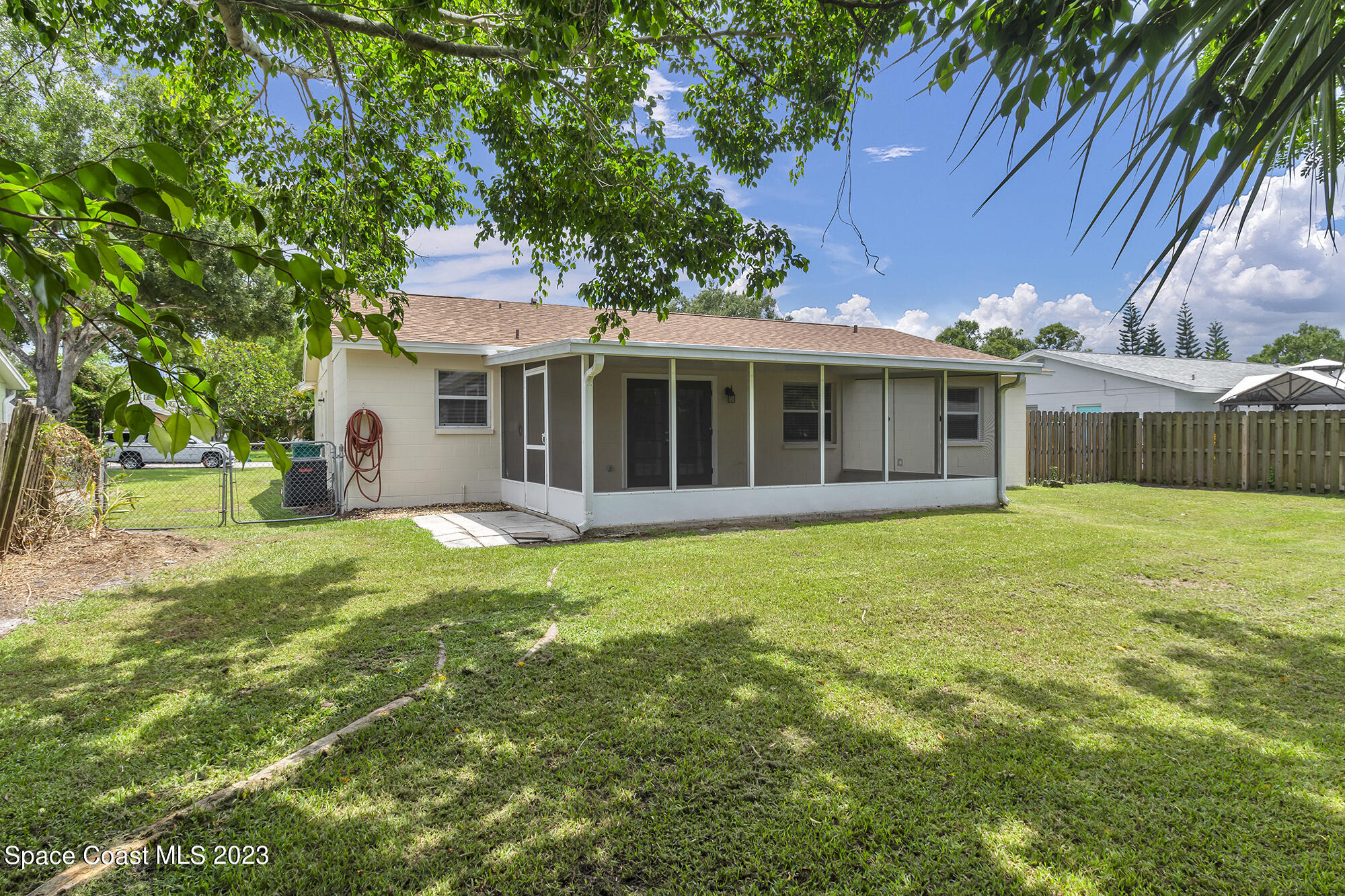 531 Trend Road Melbourne, FL 32904 - Photo 7 of 37 DSC_7961