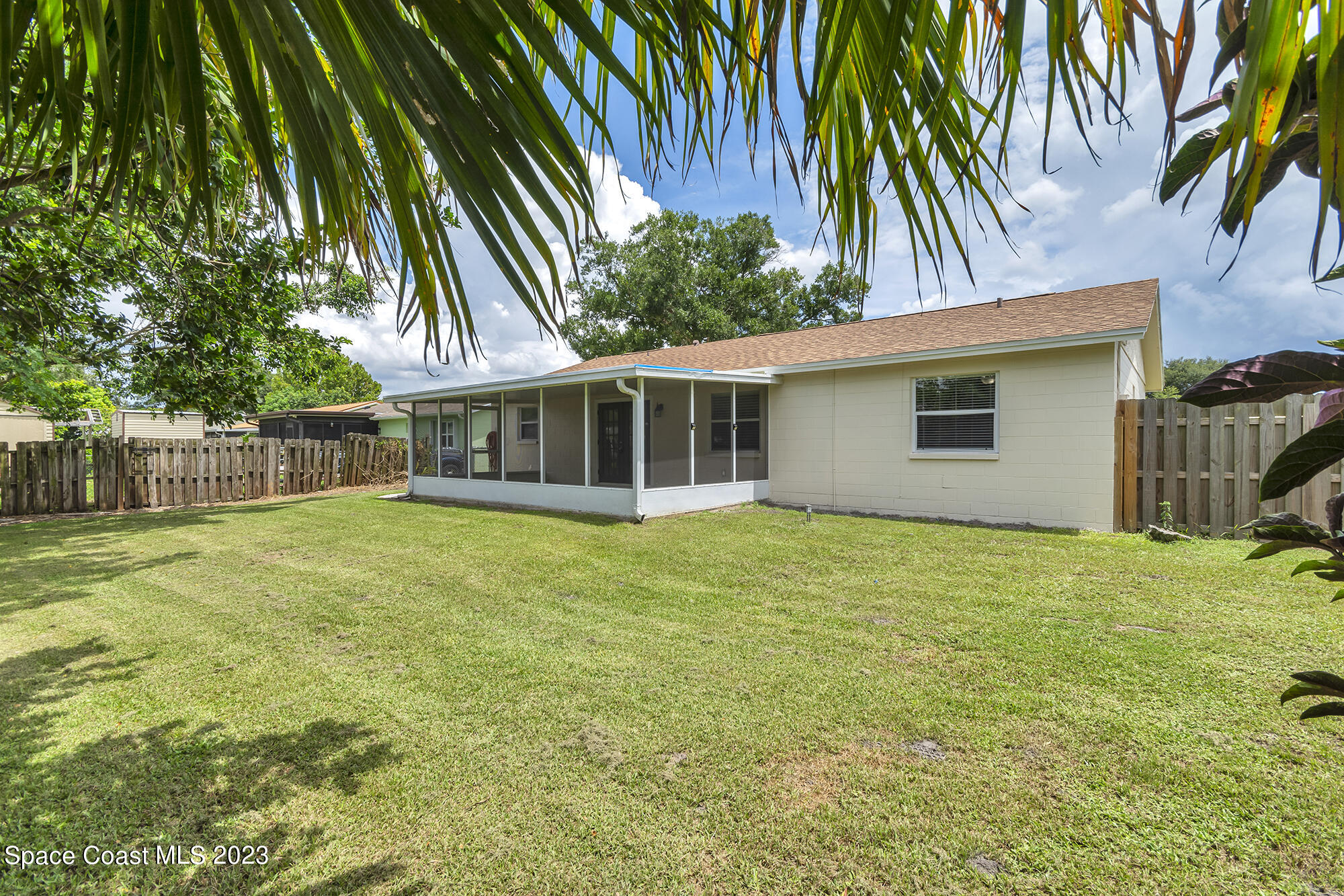 531 Trend Road Melbourne, FL 32904 - Photo 8 of 37 DSC_7962