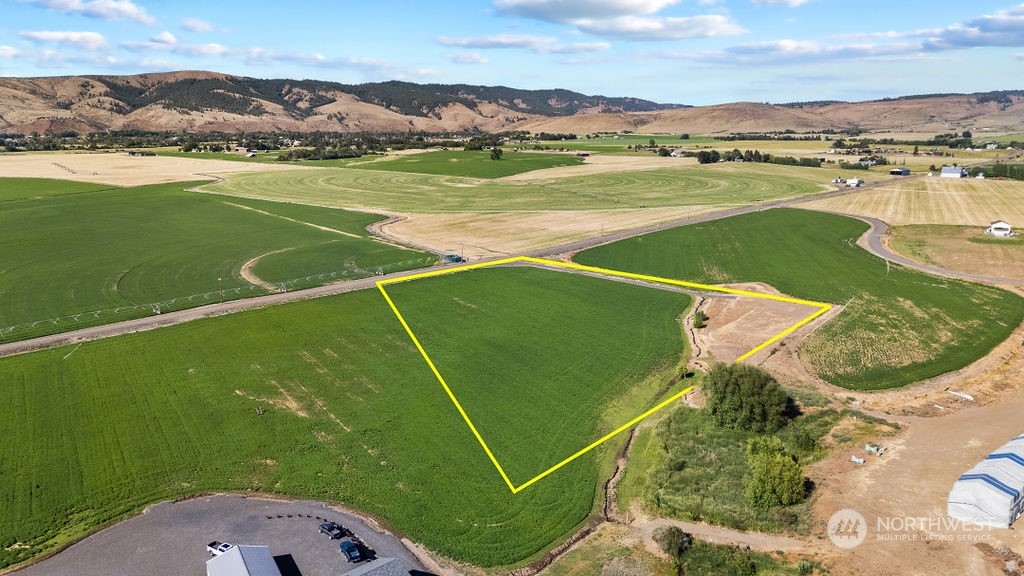 2151 Weaver Road Ellensburg, WA 98926 - Photo 6 of 12 Gallery Image 6