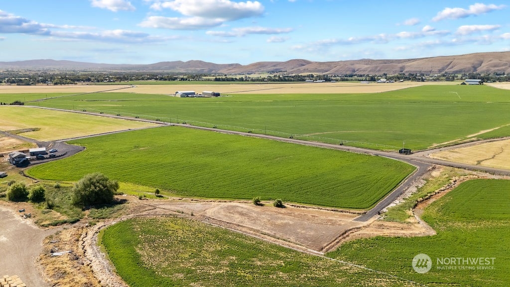 2151 Weaver Road Ellensburg, WA 98926 - Photo 8 of 12 Gallery Image 8