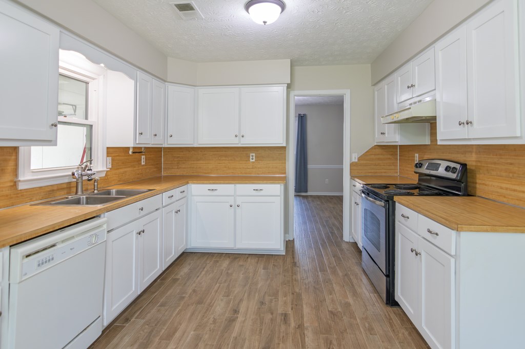 1026 Denney Road Cataula, GA 31804 - Photo 15 of 39