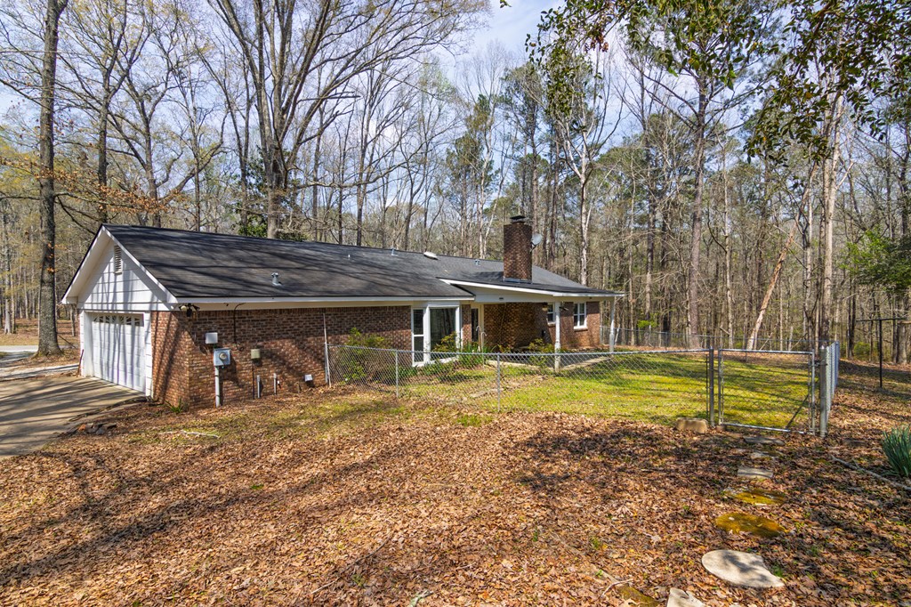 1026 Denney Road Cataula, GA 31804 - Photo 6 of 39