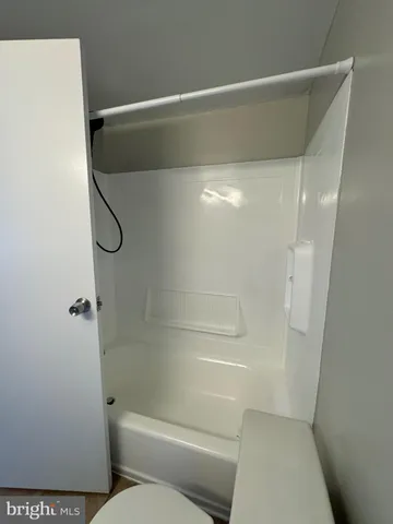 $1,900 | 12705 Dara Drive, Unit 302, Woodbridge, VA 22192